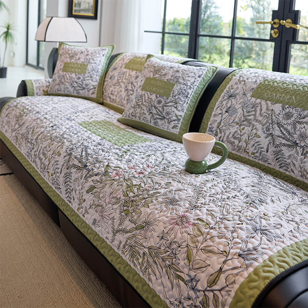 Vintage Botanical Quilted Non-Slip Sofa Cover – French Farmhouse Style