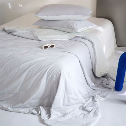 Lightweight Wavy Pattern Summer Cooling Blanket