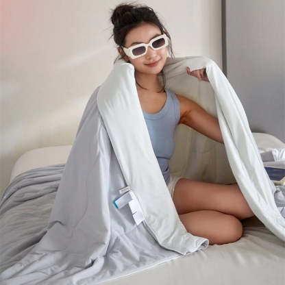 Lightweight Wavy Pattern Summer Cooling Blanket