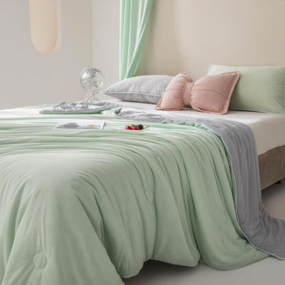 Macaron Dual-Colour Cooling Ice Silk Blanket