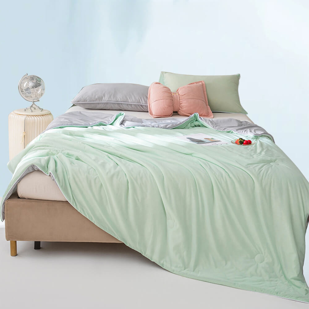 Macaron Dual-Colour Cooling Ice Silk Blanket