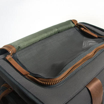 Dual-Colour Breathable Waterproof Canvas Outdoor Pet Carrier Backpack