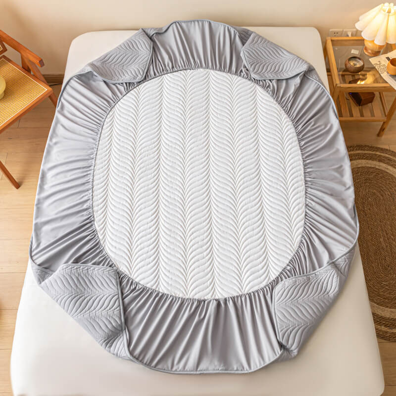 Pet-Friendly Waterproof Quilted Fitted Sheet Mattress Cover with Hinged Stitching Design