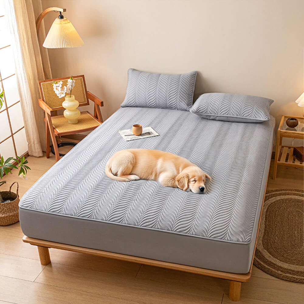 Pet-Friendly Waterproof Quilted Fitted Sheet Mattress Cover with Hinged Stitching Design