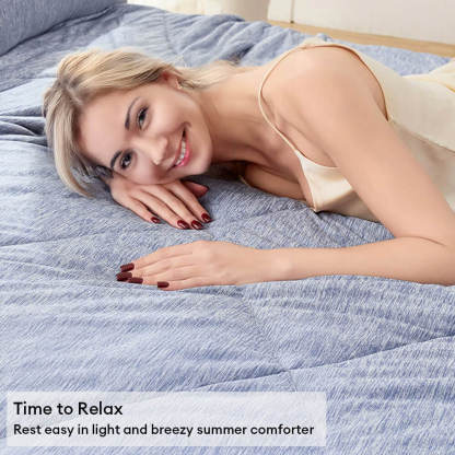 Skin-Friendly Breathable Lightweight Cooling Comforter for Deep Sleep