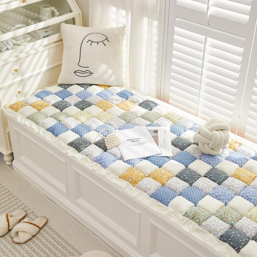 All-Season Plaid Pet Mat Scratch-Resistant Protector Sofa Cover