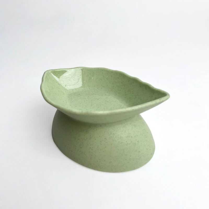 Leaf-Shaped Cat Bowl