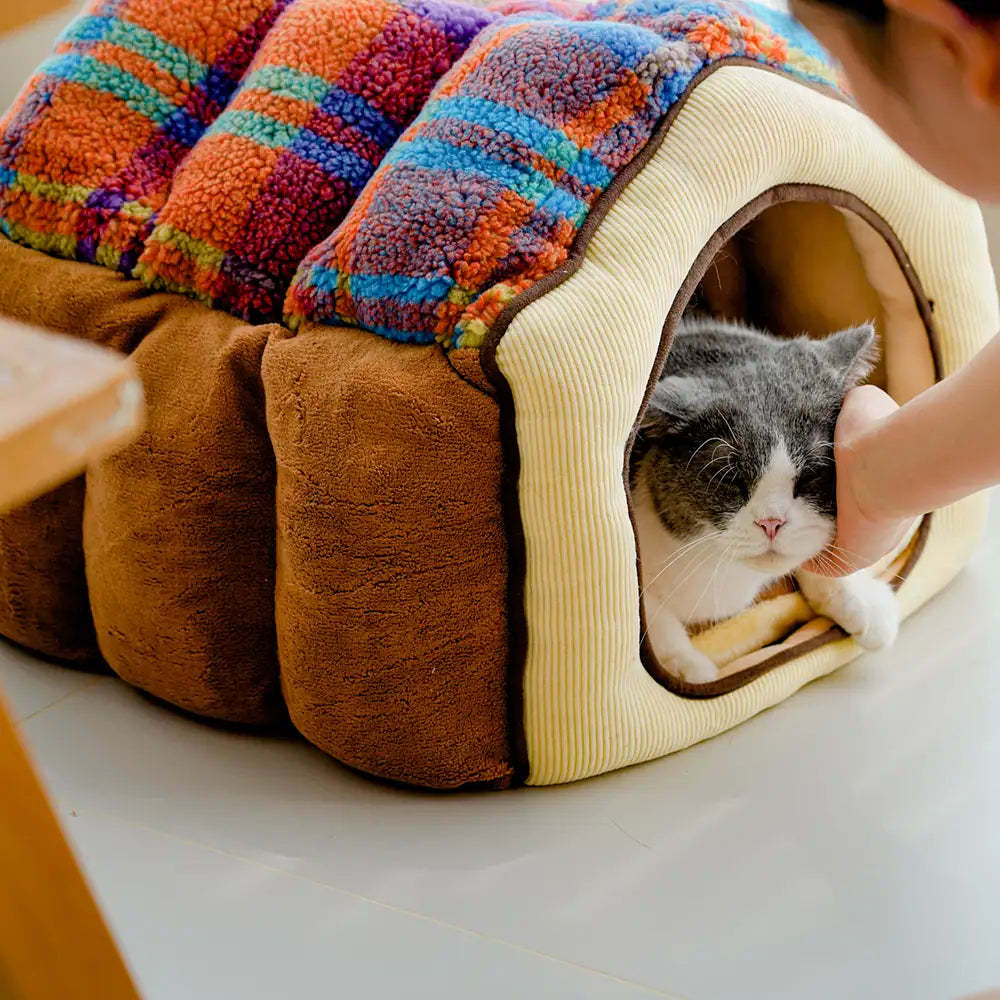 Plaid Retro Cozy Cave-Style Warm Deep Sleeping Dog & Cat Bed - Retro House