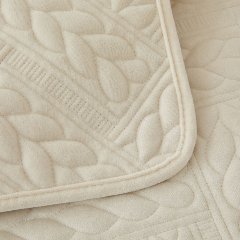 Warm Crystal Velvet Wheat Embroidery Non-Slip Sofa Cover