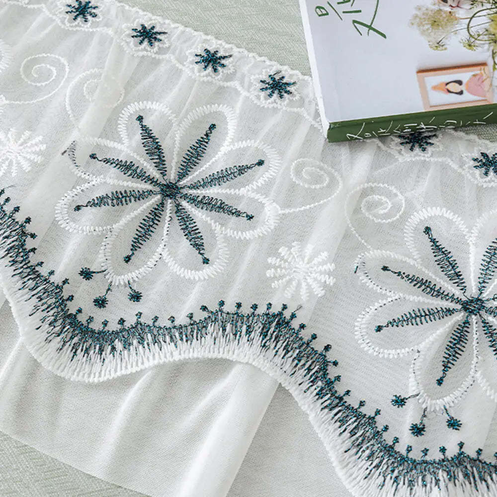 Embroidered Lace Fresh Non-Slip Sofa Cover with Ruffled Trim