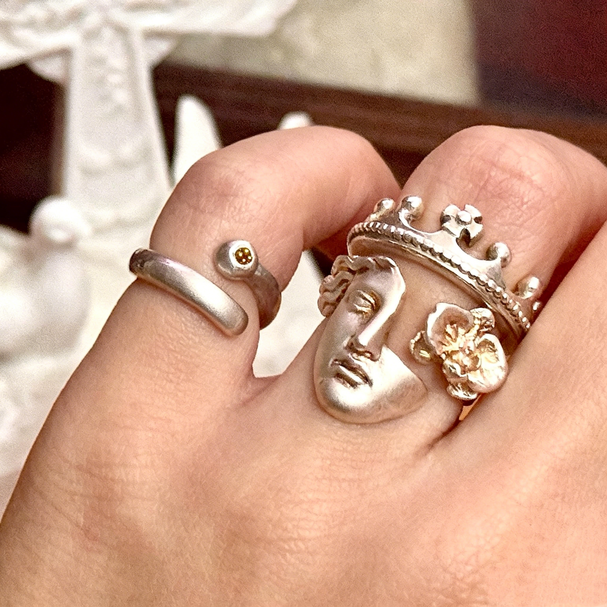Baroque Half Face Mask Ring for Women - Gothic Crown & Floral Stacked Ring Aesthetic Jewelry