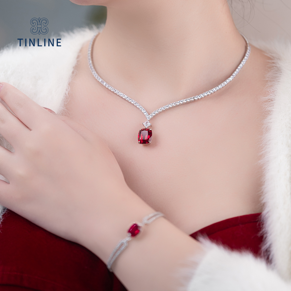 Simplicity Collection Necklace