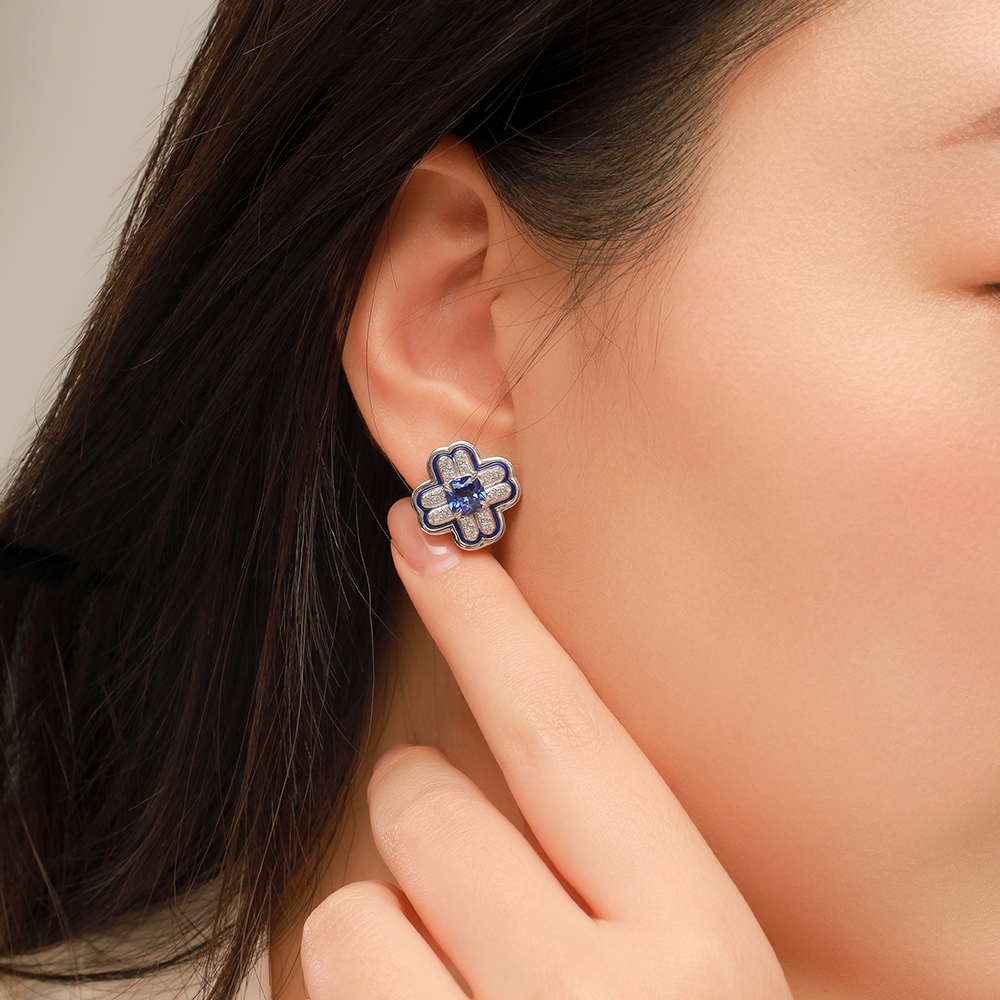 Geometric Checkerboard Stud Earrings
