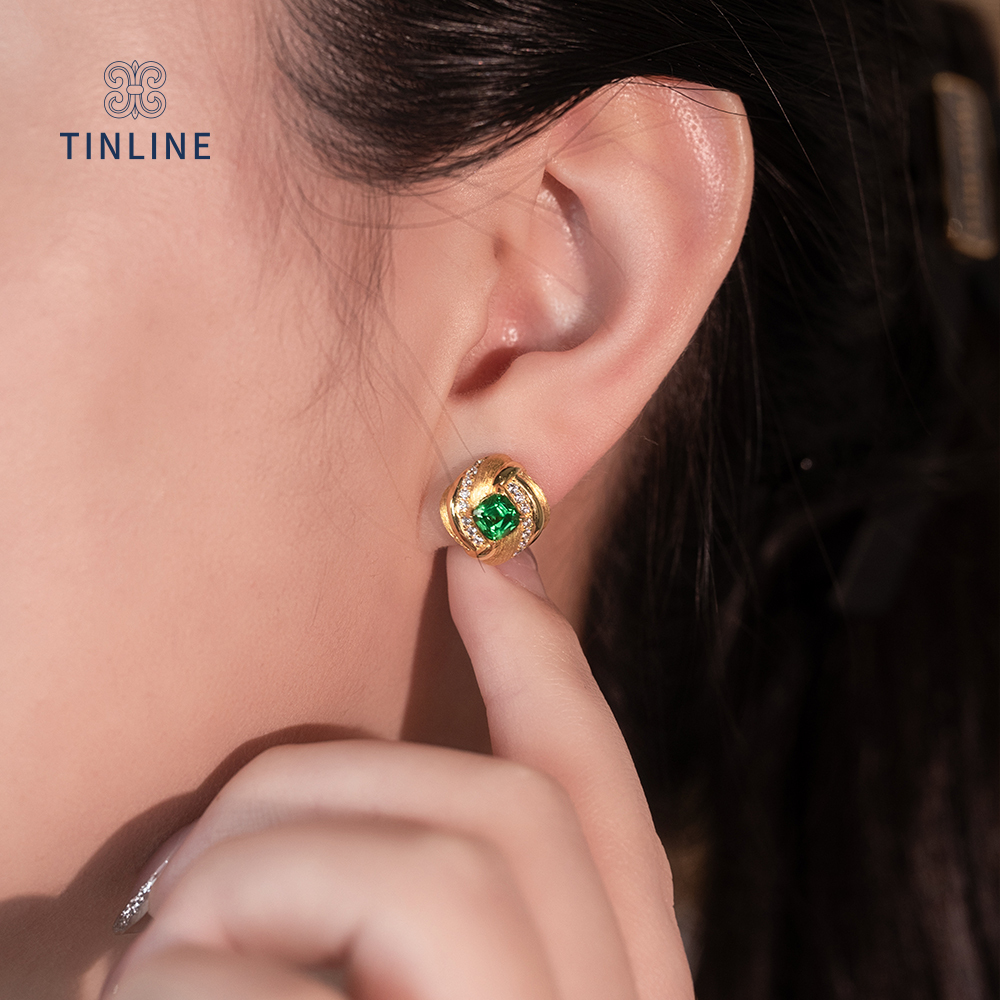 Ephemeral Elegance Drop Earrings