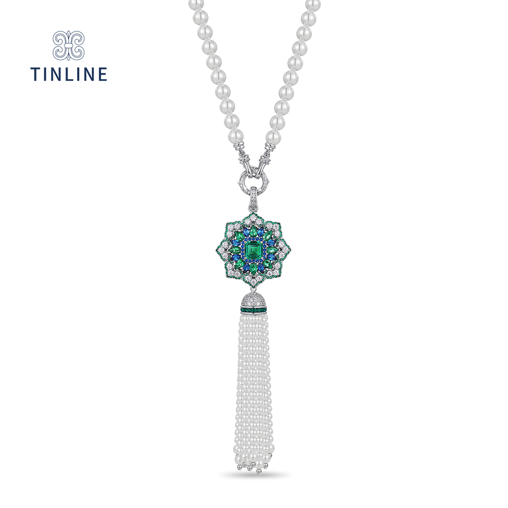 Melody Of Eight Directions Necklace