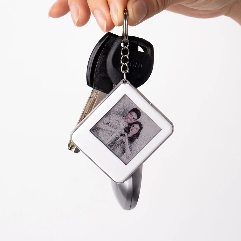 Memory Lingering Good Photo Key Chains 1.54inch NFC Powered eink Photo Shifting Key Chains Best Christmas Gift Ever - soufeelus