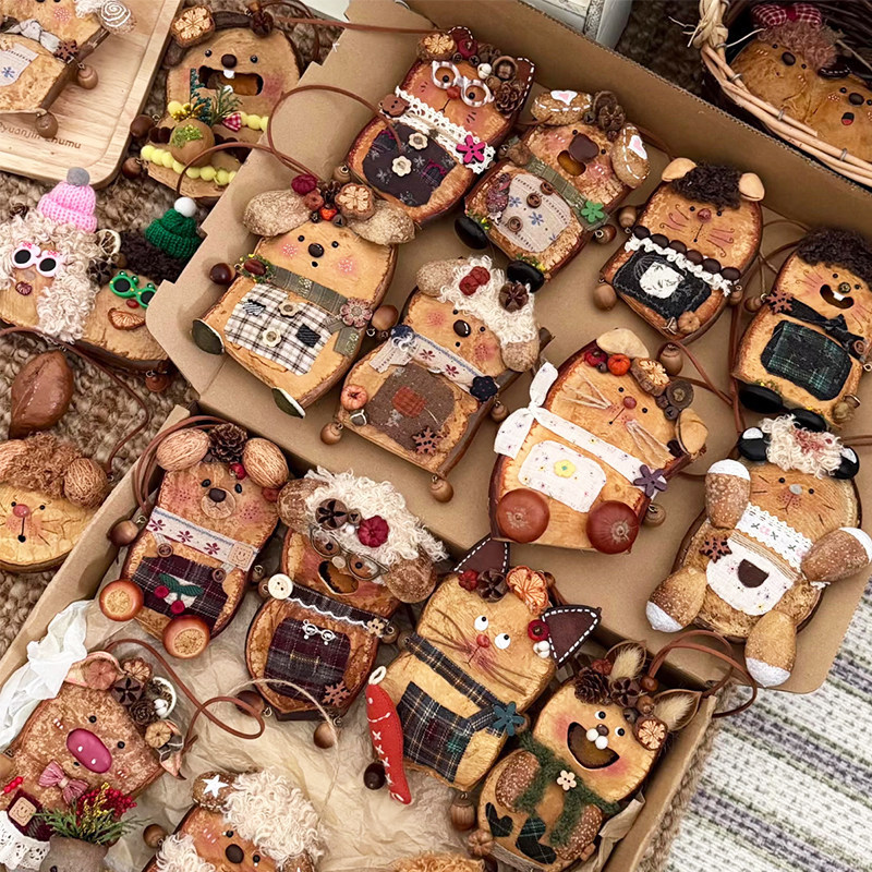 Lucky Bean Pod Doll DIY Kit – Handmade Keychain Craft, Cute Plant Pod Bag Charm, Unique Gift for Girlfriend