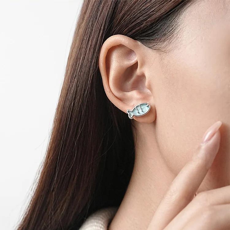 Mother-of-Pearl Cat and Fish Stud Earrings Cute Animal Jewelry Gift for Women