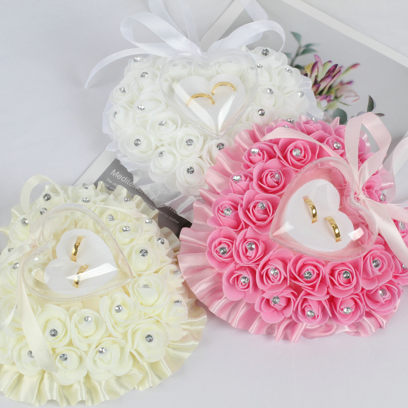 Heart-Shaped Wedding Ring Pillow Holder with Elegant Floral Design – Hanging Ring Bearer Ornament for Weddings, Valentine’s Day & Mother’s Day Gift (Rings Not Included)