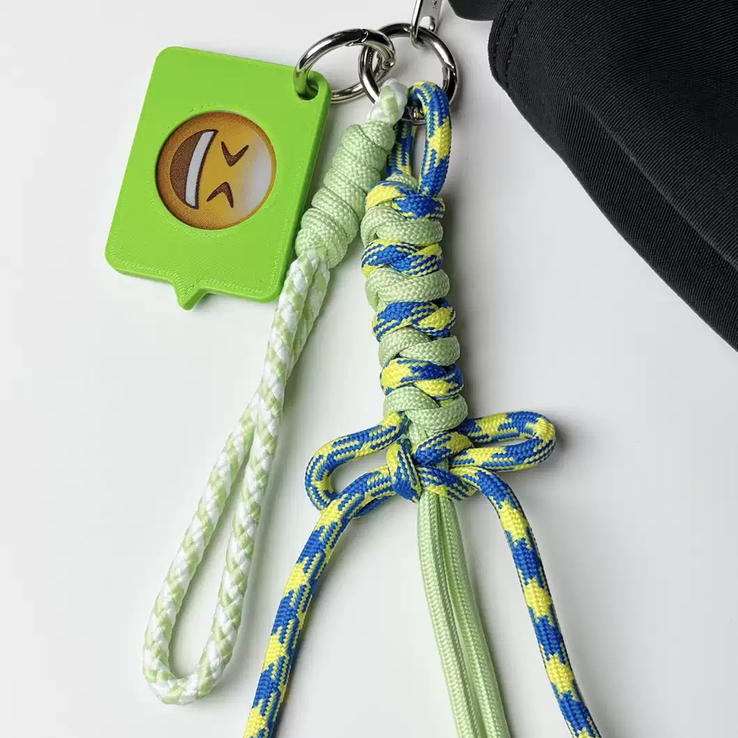 NFC Custom Emoji Keychain Battery-Free Image Transfer Keychain Best Gift For Family/Friends