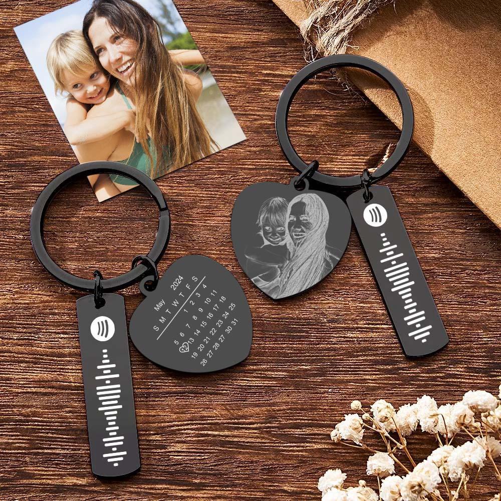 Personalized Calendar Keychain Special Day Significant Photo Heart Square Shape Music Code Metal Keychain Gift for Mother - soufeelus