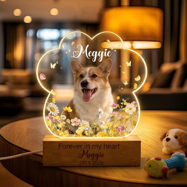 Personalized Paw Print Pet Photo LED Light, Custom Dog Memorial Gift with Name, Pet Loss Sympathy Gift, Heartfelt Dog Mom Gift, Puppy Lamp detail