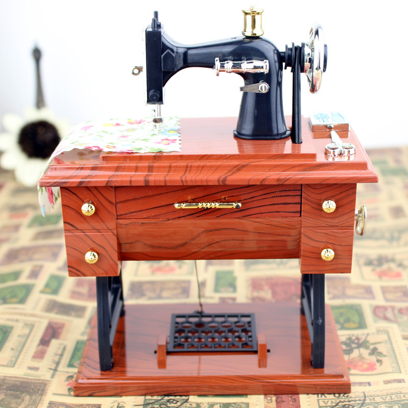 Retro Nostalgic Simulation Sewing Machine Music Box Music Box Best Gift