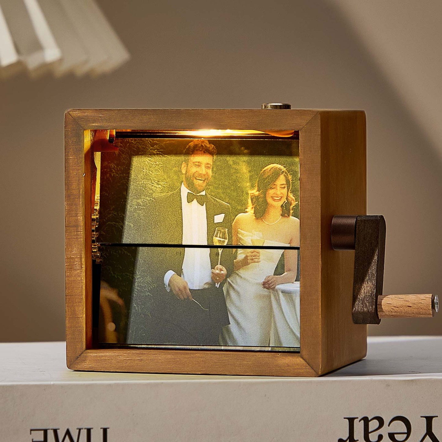 Custom Photo Flipbook Frame Animation Machine Mechanical Hand-cranked Photo Album with Light Unique Mother's Day Gifts - soufeelus