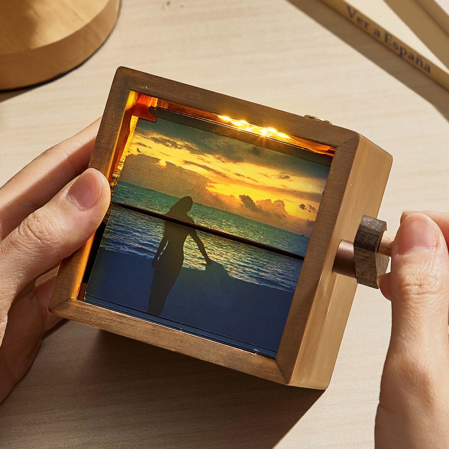 Custom Photo Flipbook Frame Animation Machine Mechanical Hand-cranked Photo Album with Light Photo Cube Frame Creative Gift for Her