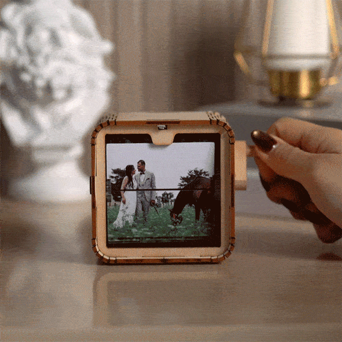 Custom 16 Photos Music Flipbook Frame Wood Color Animation Machine Mechanical Hand-cranked Photo Album with Light - soufeelus