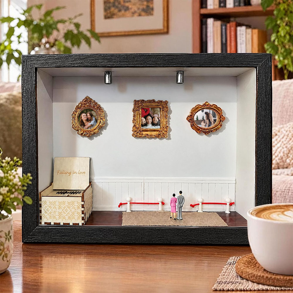 Custom Photo Museum of Us Frame Ornament Custom Music Box Gifts for Couples Anniversary Gift