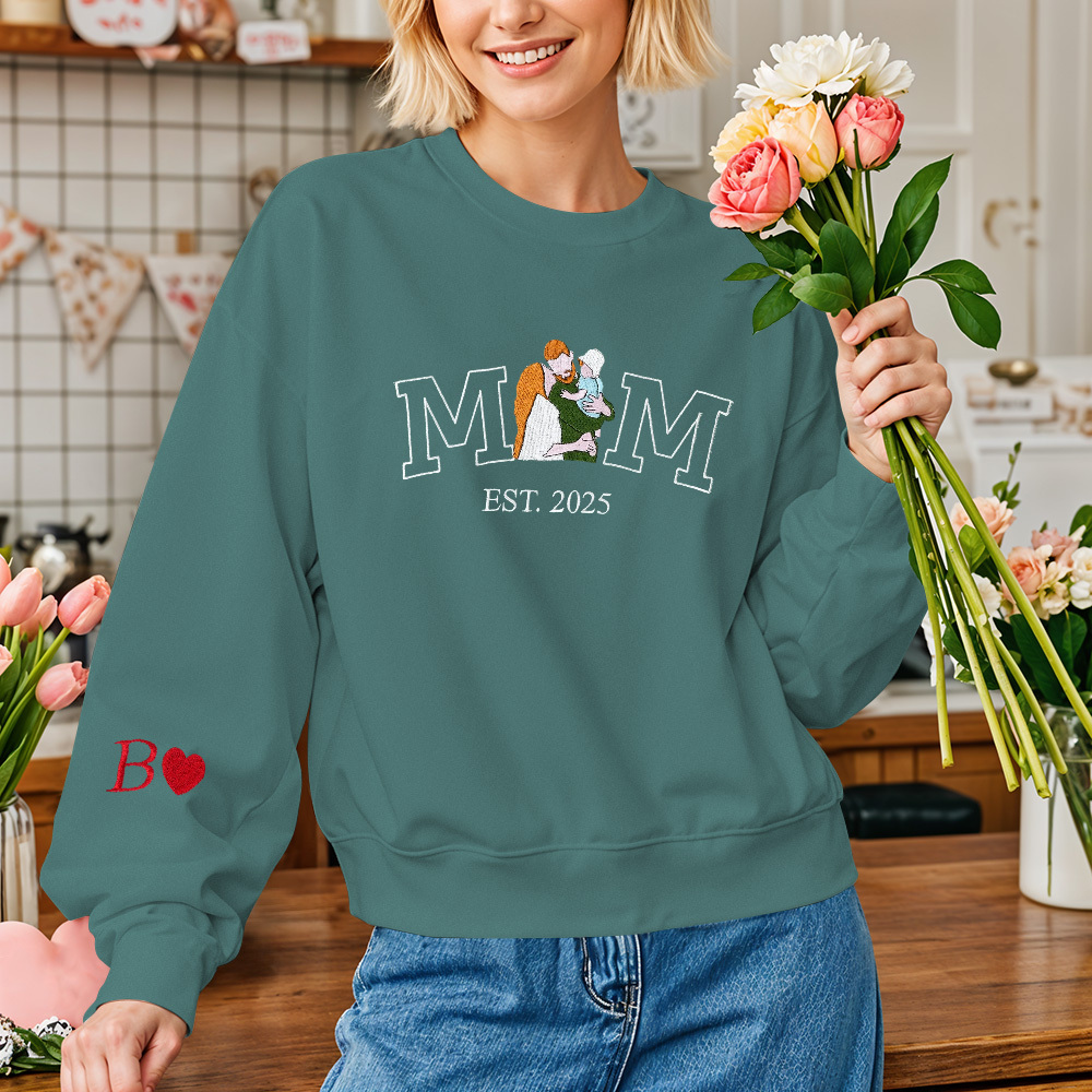 Custom Embroidered Hoodie Mama Sweatshirt with Photo Mama and Kids Portrait Varsity Shirt Mother's Day Gifts