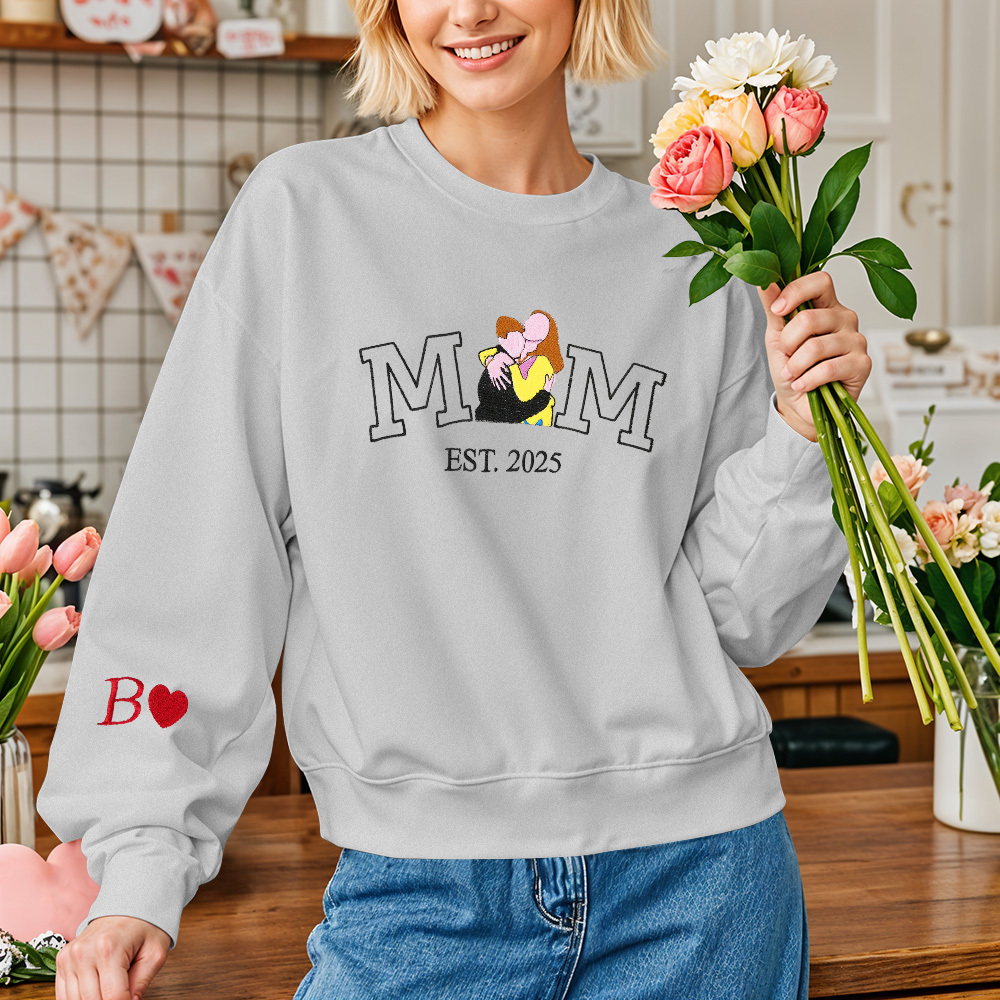 Custom Embroidered Hoodie Mama Sweatshirt with Photo Mama and Kids Portrait Varsity Shirt Mother's Day Gifts