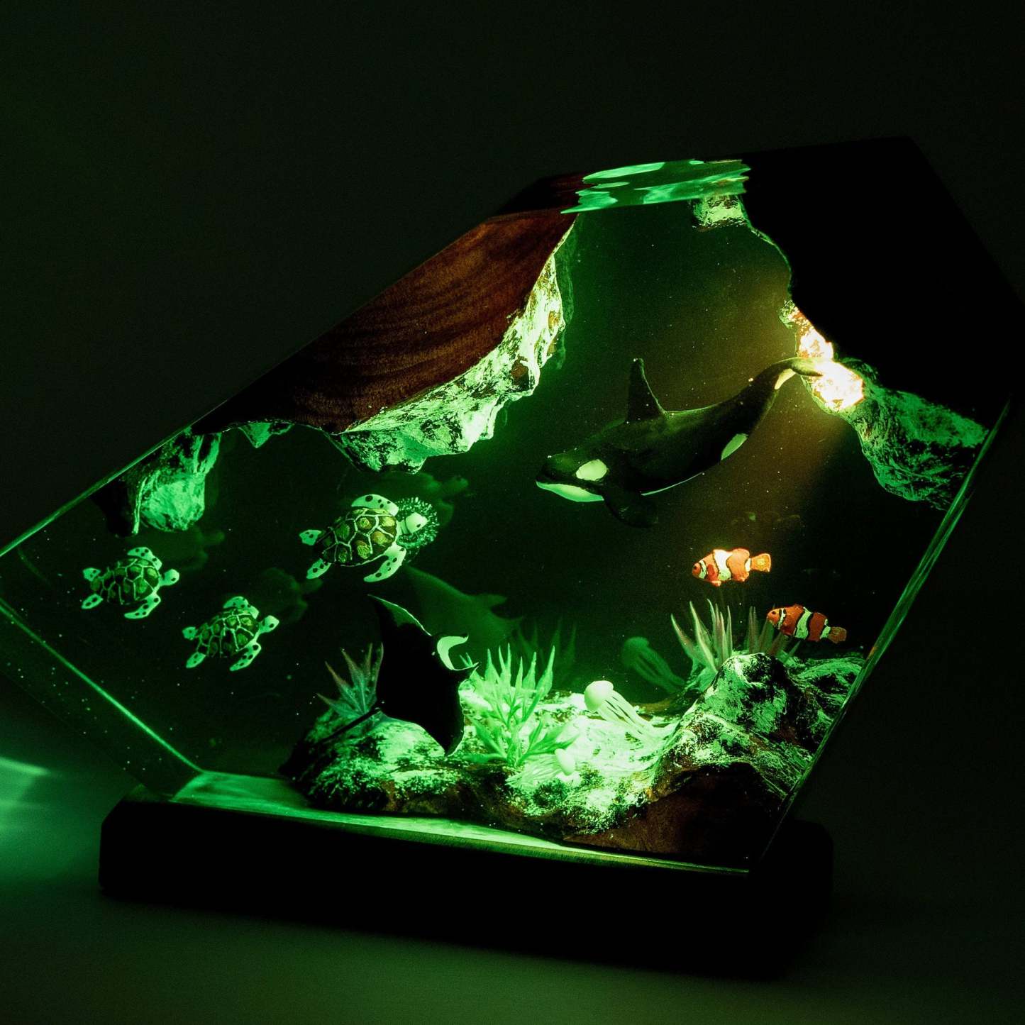 Art Resin Lamp Night Light Killer Whale and Sea Turtle Home Decor Gift Unique Birthday Gift Ideas - soufeelus