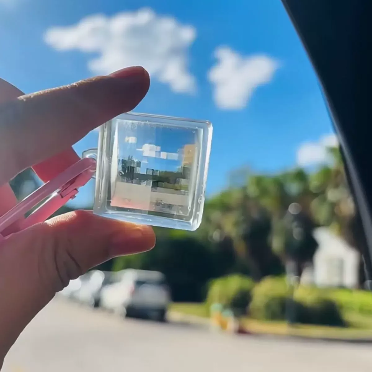 Pixel Filter Keychain Mosaic Filter Keychain Pixel Stylized Lens Pixel Window Keychain - soufeelus
