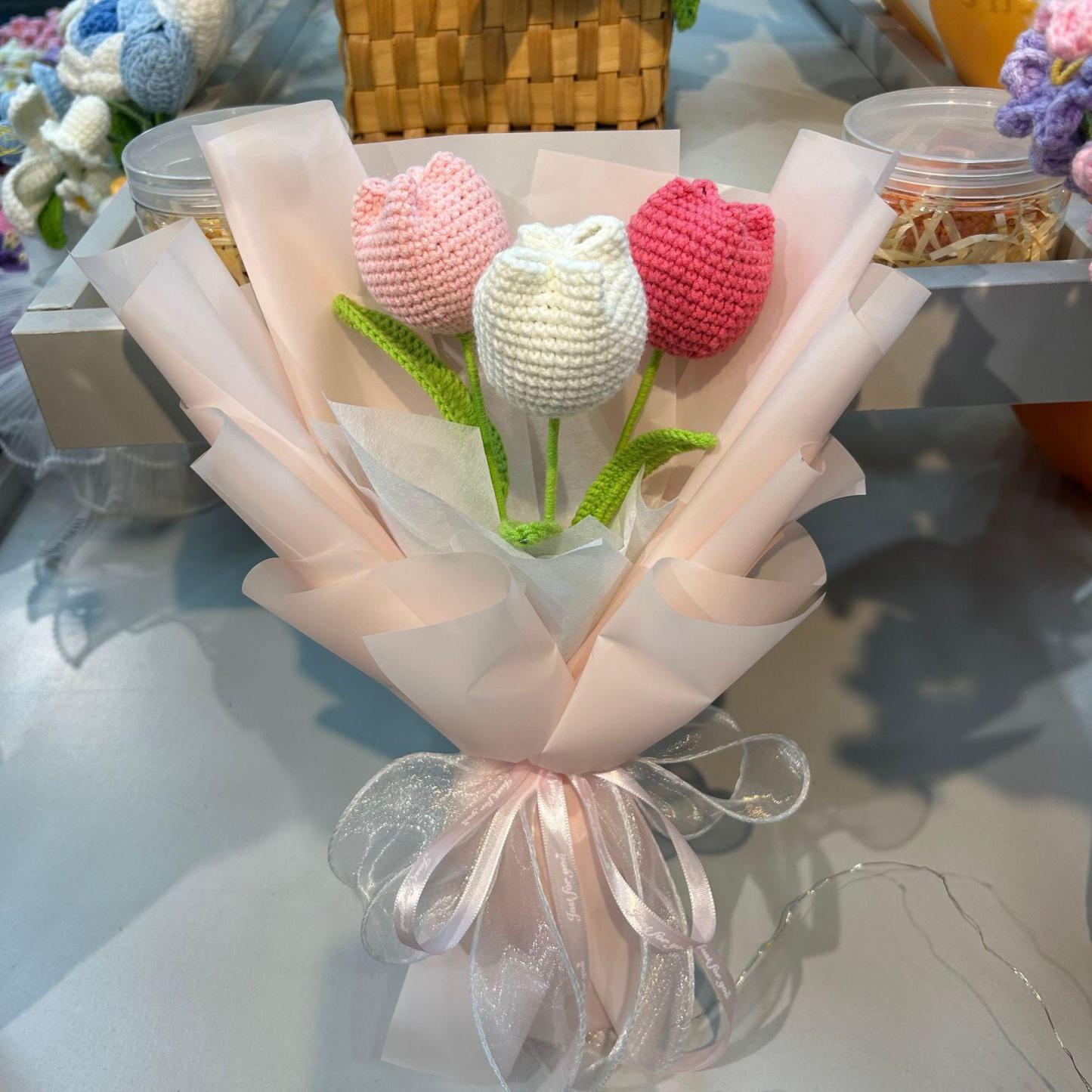 Custom Doll Bouquet Hand-Woven Simulation Wool Crochet Tulip Flower Desktop Ornaments Mother's Day Gifts