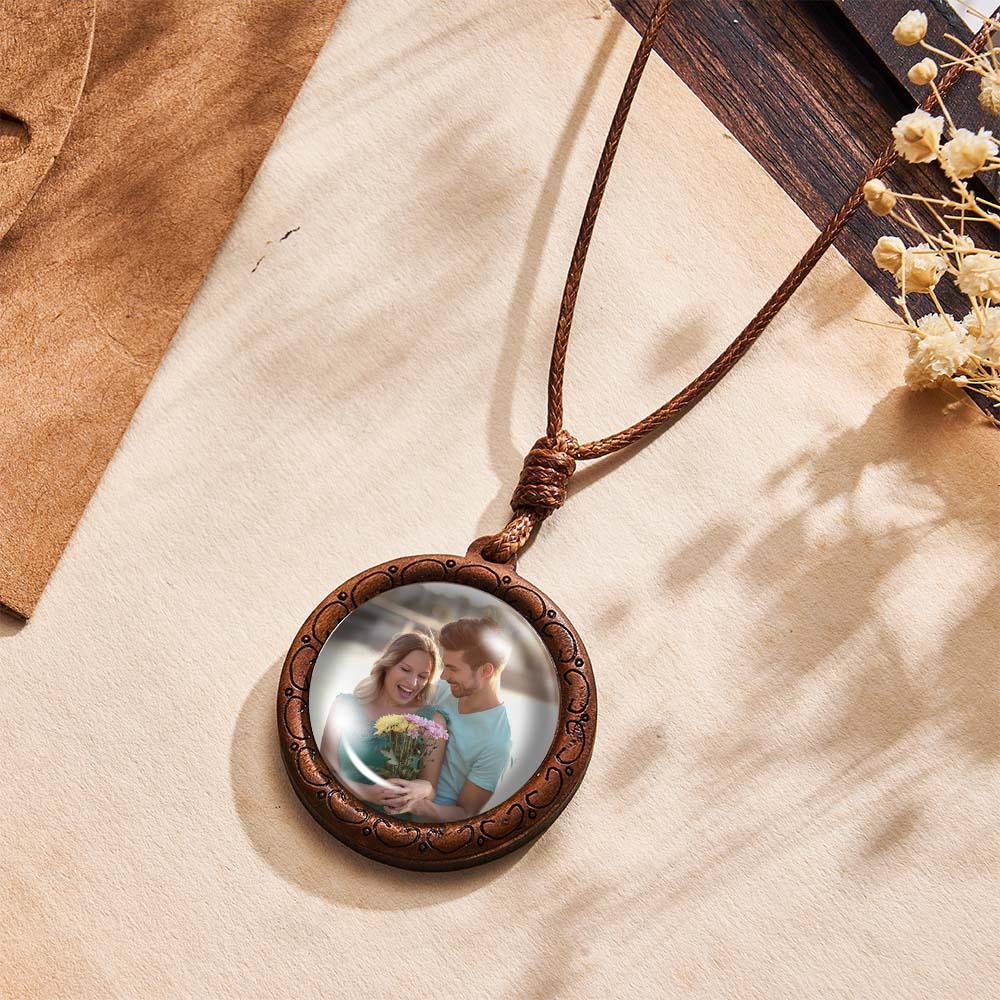 Custom Photo Necklace Wood Pendant Engraved and Personalized Circle Pendant Valentine's Gifts for Him - soufeelus