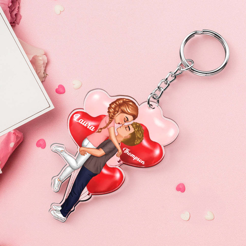 Personalized Acrylic Keychain Couple Hugging Valentine's Gifts - soufeelus