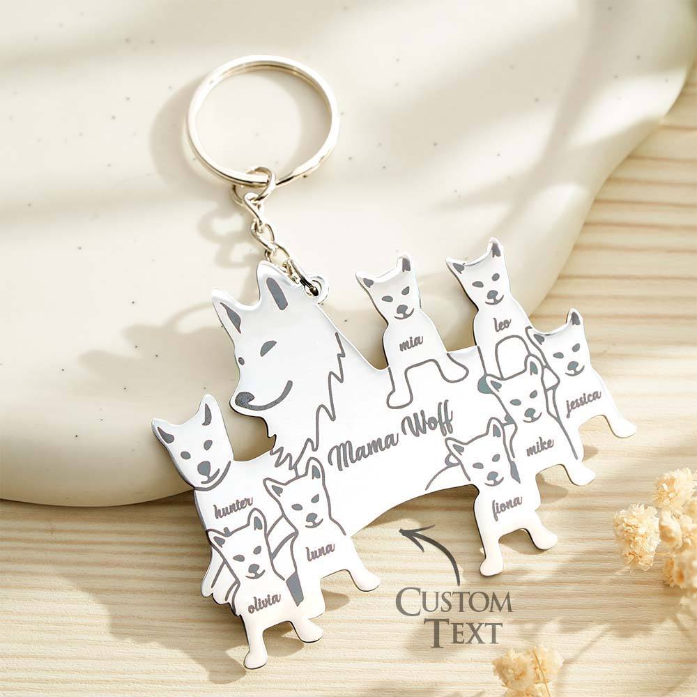 Personalized Wolf Keychain with Engraved Family Names Gift for Family - soufeelus