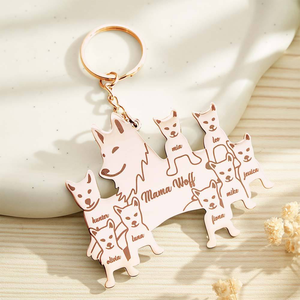 Personalized Wolf Keychain with Engraved Family Names Gift for Family - soufeelus