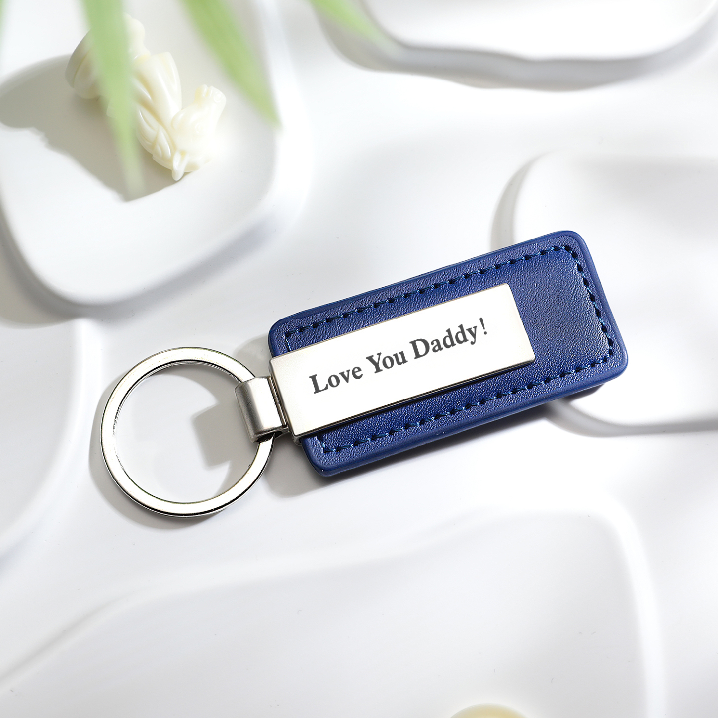 Personalized Keychains Engraved Metal or Leather Keychain Custom Key Chain for Car Keys Father's Day Gift