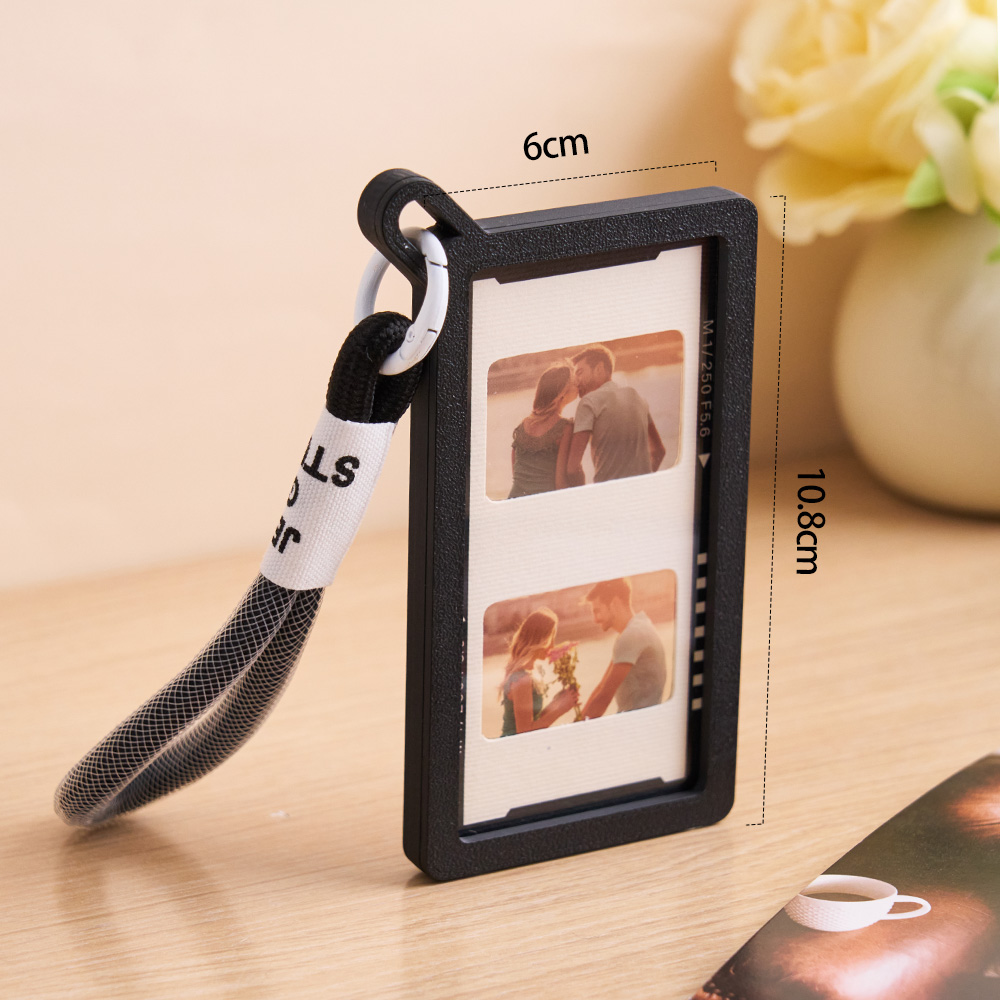 Custom Photo Reversal Film Keychain Film Protective Case Translucent Card Photo Frame detail