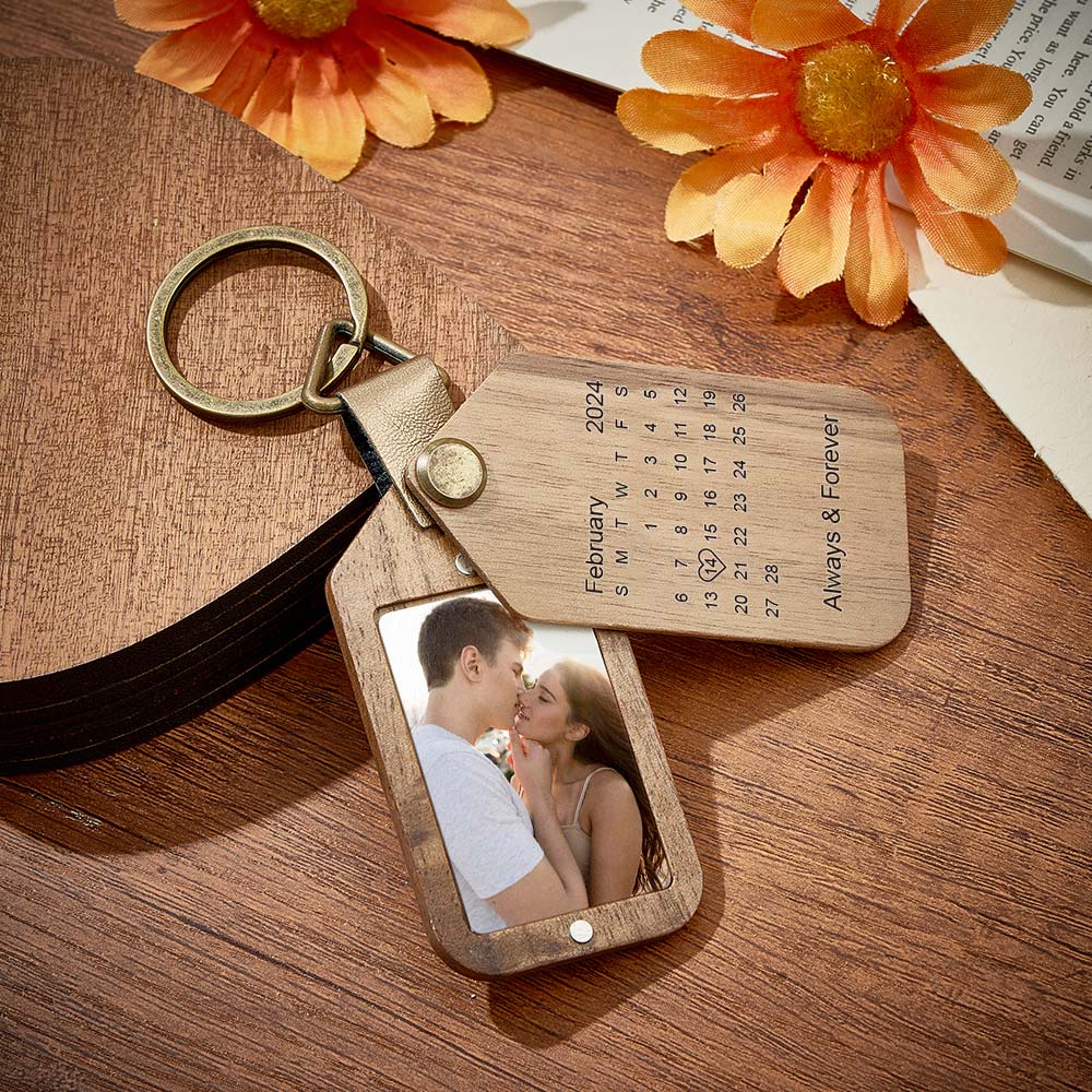 Personalized Calendar Photo Keychain Magnetic Engraved Keychain Valentine's Day Gifts for Him - soufeelus