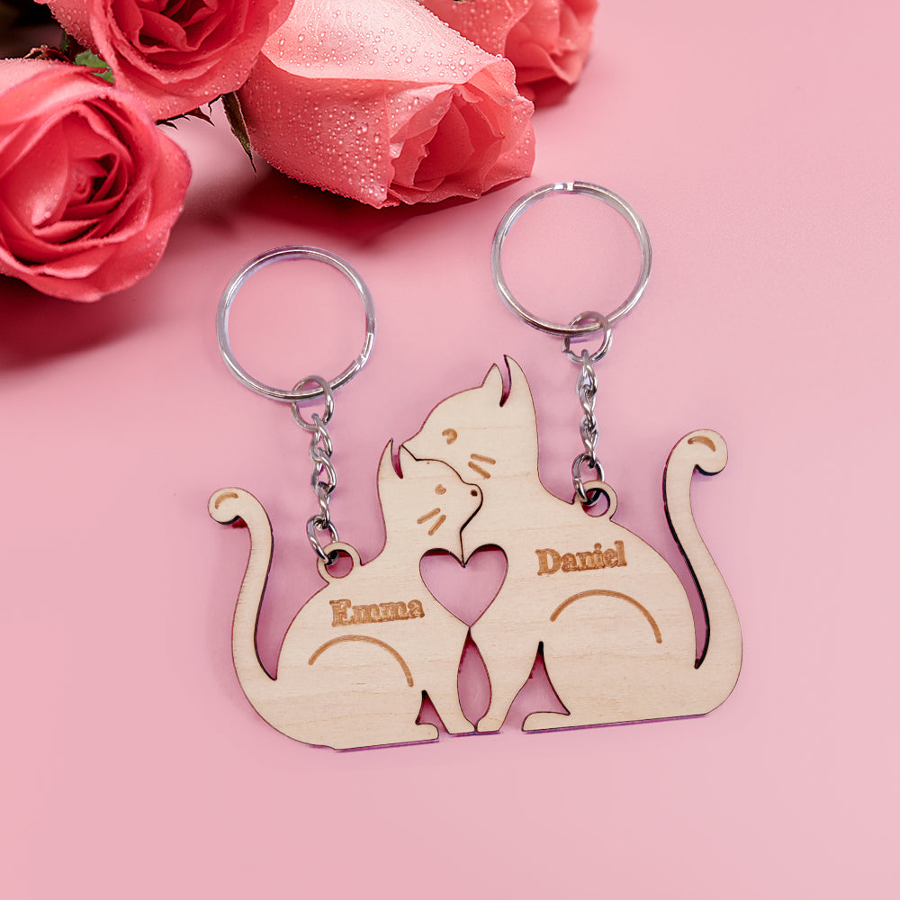 Personalized Couple Matching Keychain Custom Matching Hug Cats Keychain Valentine's Day Gifts for Lover - soufeelus