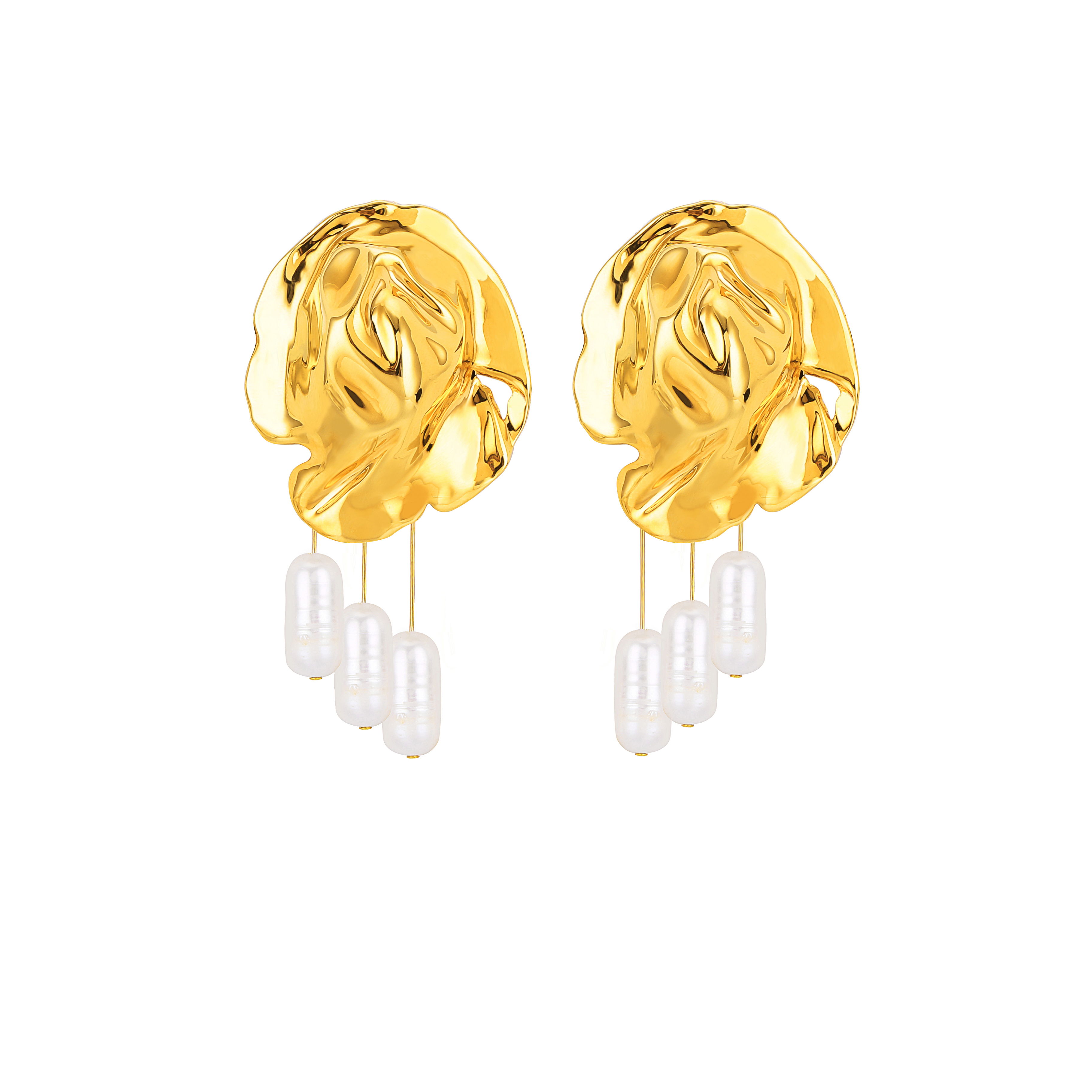 Shells Collection WithThree Pearls Ear Clips