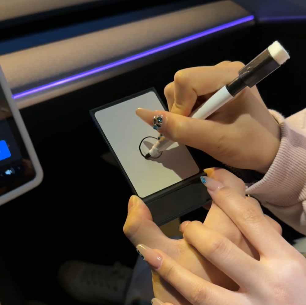 Flick Pad Magic Drawing Board Instantly Turns Into A Sketchbook Confession Props And Ring Artifact Surprise Gift