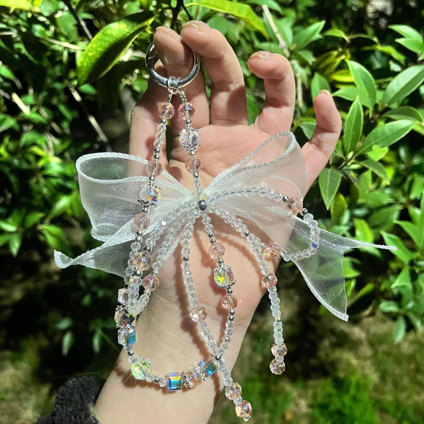 Sparkling Bow Keychain & Phone Chain – Detachable Rhinestone Charm for Keys, Purses, or Phones