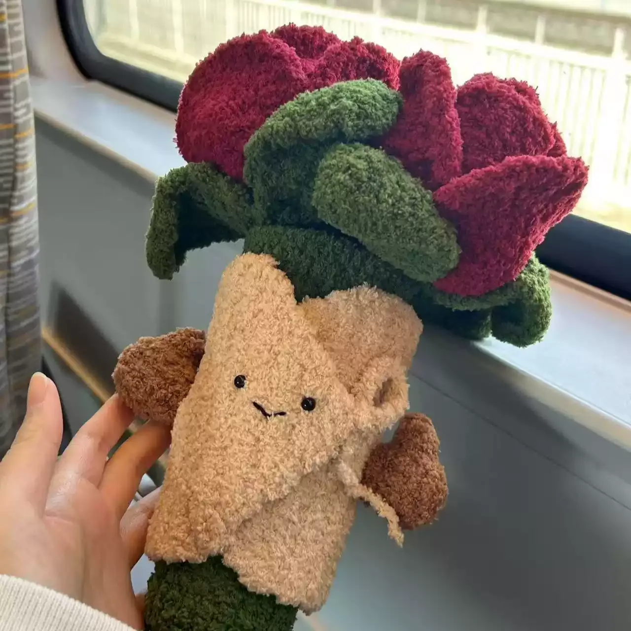 Crochet Diy Handmade Rose Bouquet Valentine's Day Knitting Material Package Wool Knitting Hand Bouquet Gift For Couples