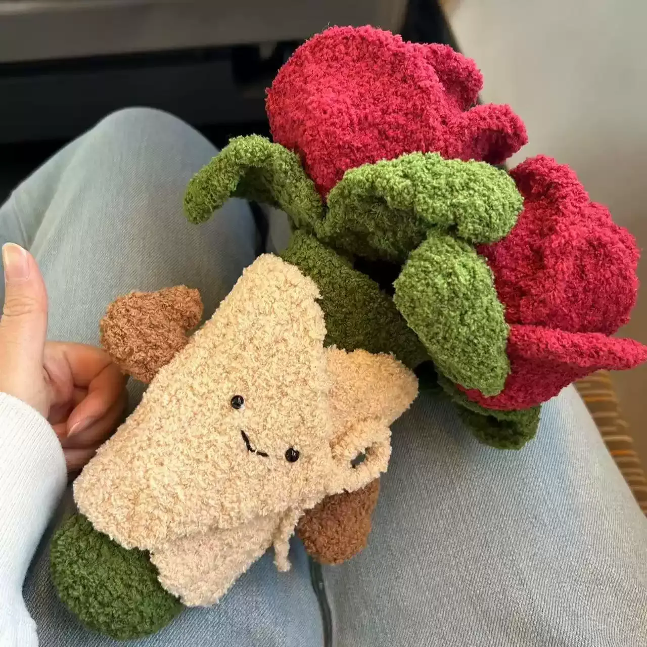 Crochet Diy Handmade Rose Bouquet Valentine's Day Knitting Material Package Wool Knitting Hand Bouquet Gift For Couples