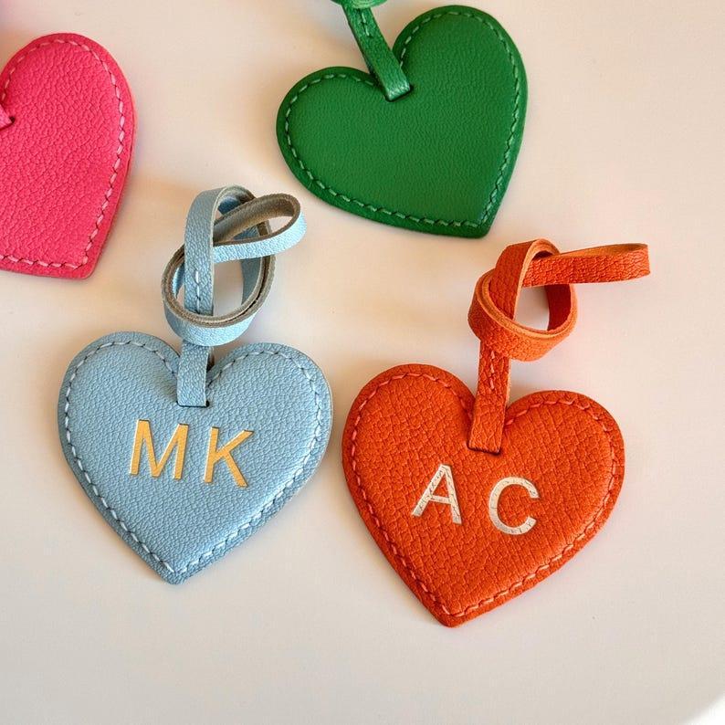 Personalized Genuine Leather Heart Bag Charm, Custom Purse Accessories, Cute Bag Charm, Gifts For Friends/Bridesmaids/Mom